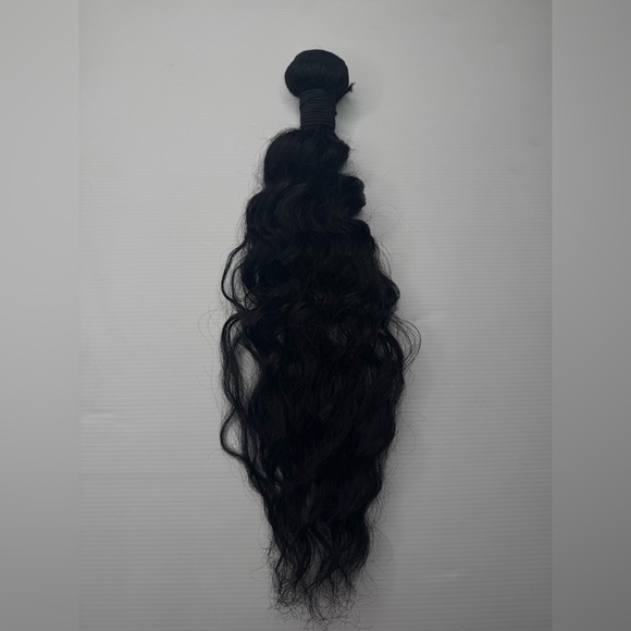 20” Deep Wave Human Hair Blend Bundle – Soft, Natural Black, Heat-Safe, - Picture 2 of 5